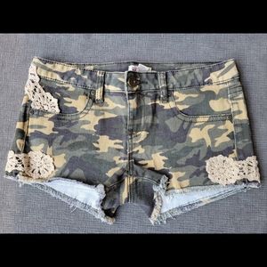 NWOT Mudd Shorts